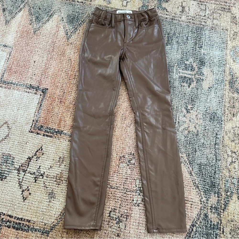 Abercrombie Kids Brown Faux Leather Skinny Jeans sz 9/10